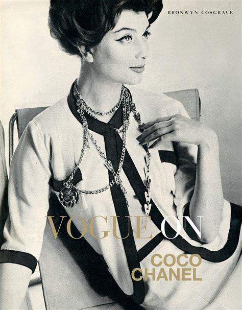 boek vogue over coco chanel|Vogue on Coco Chanel .